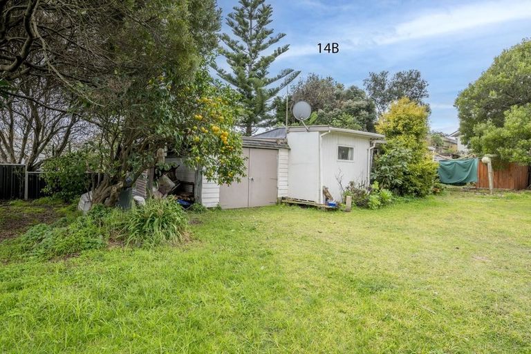 Photo of property in 14b Toi Street, Otaki Beach, Otaki, 5512