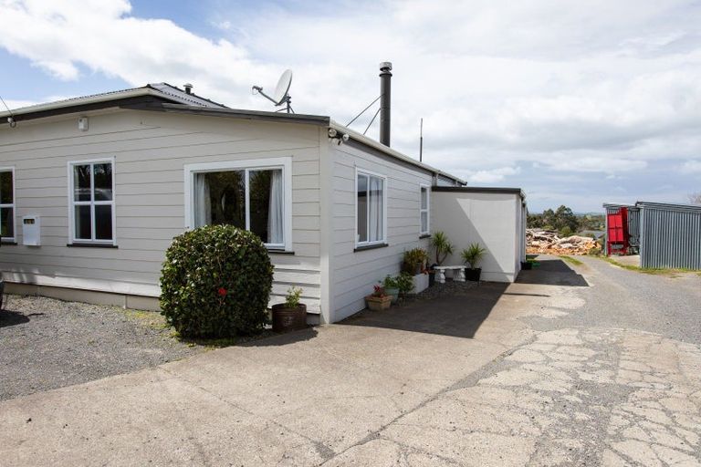 Photo of property in 143 Adelaide Road, Dannevirke, 4930