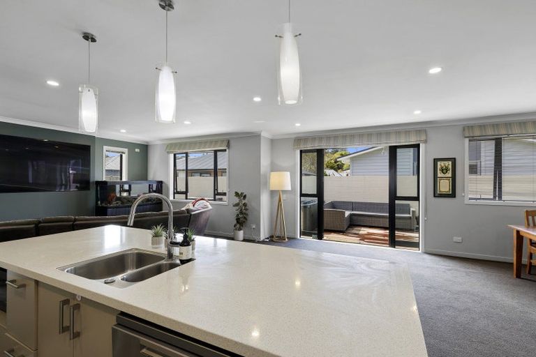 Photo of property in 9 Vernon Grove, Brown Owl, Upper Hutt, 5018