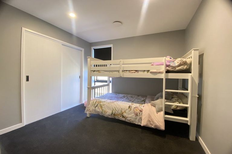 Photo of property in 12 Papaka Lane, Poike, Tauranga, 3112