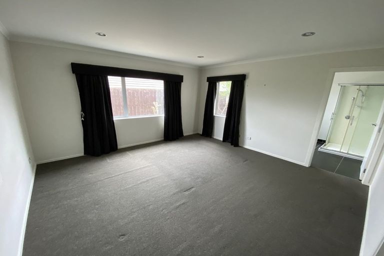 Photo of property in 64 Magellan Rise, Flagstaff, Hamilton, 3210