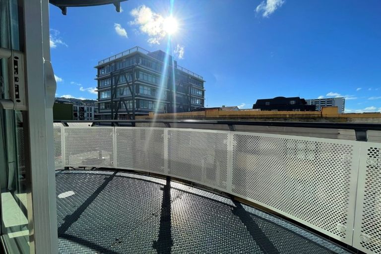 Photo of property in City Lodge, 402/115 Vivian Street, Te Aro, Wellington, 6011