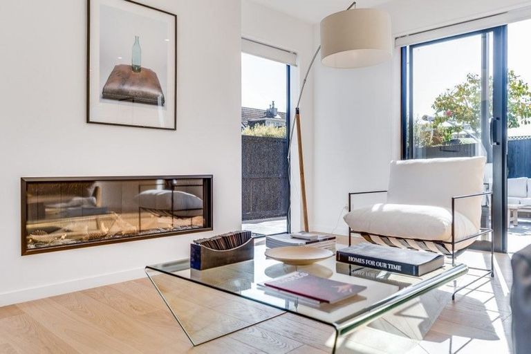 Photo of property in 12c Memorial Avenue, Ilam, Christchurch, 8053