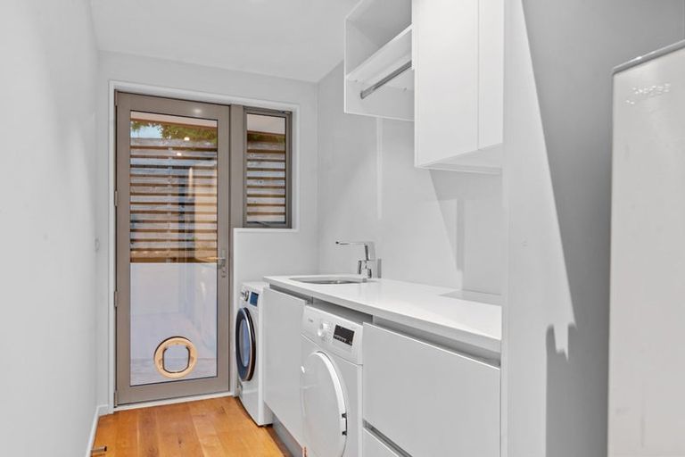 Photo of property in 118a Centaurus Road, Huntsbury, Christchurch, 8022