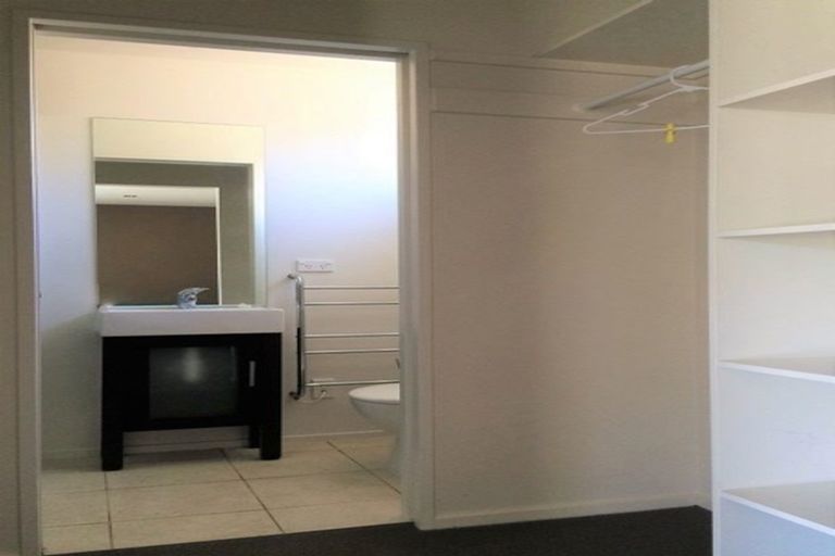 Photo of property in 347 Aubrey Road, Wanaka, 9305