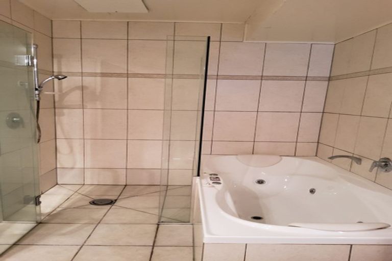 Photo of property in 81 View Road, Houghton Bay, Wellington, 6023