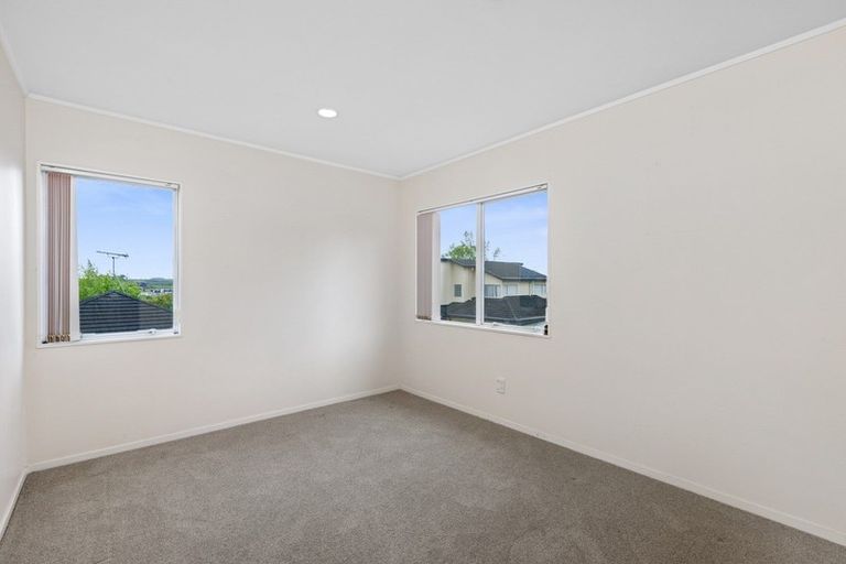 Photo of property in 2/21 Watea Road, Torbay, Auckland, 0630