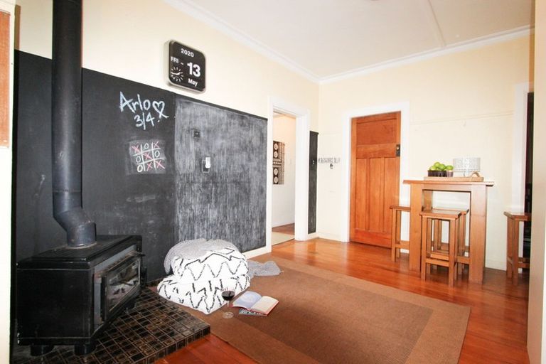 Photo of property in 10 Huxley Street, Pahiatua, 4910