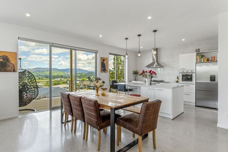 Photo of property in 32 Paterson Road, Mosgiel, 9092