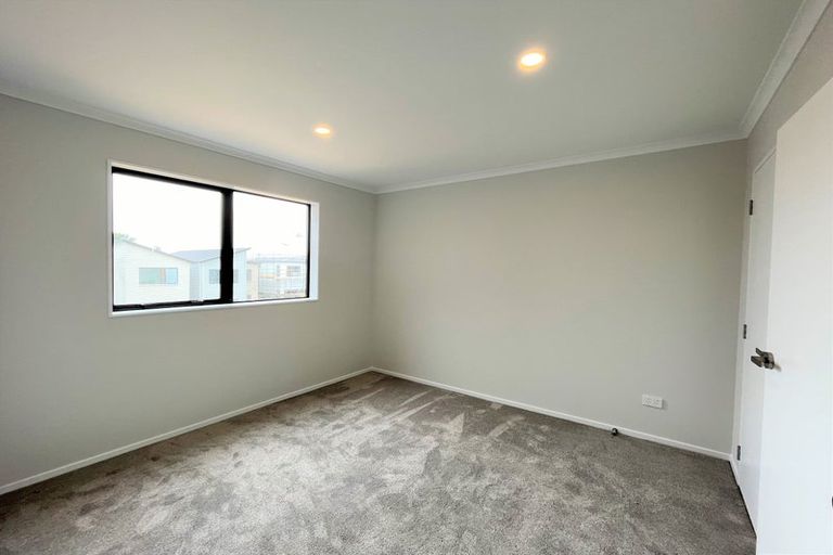 Photo of property in 23 Coast Garden Drive, Hobsonville, Auckland, 0616