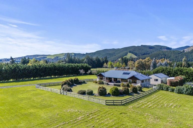 Photo of property in 14 Cooper Street, Wairau Valley, Blenheim, 7271