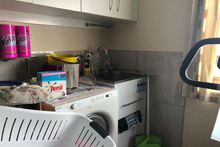 Photo of property in 204 Te Irirangi Drive, Flat Bush, Auckland, 2019