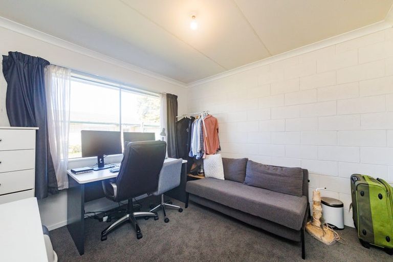 Photo of property in 6c Seaforth Avenue, Milson, Palmerston North, 4414