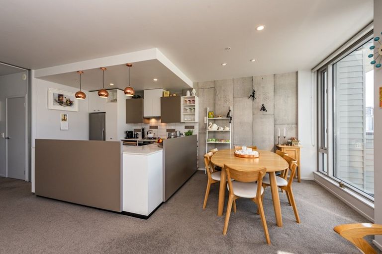 Photo of property in Trinity Apartments, 402/19 College Street, Te Aro, Wellington, 6011