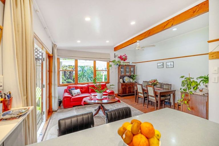 Photo of property in 2 Central Street, Whataupoko, Gisborne, 4010