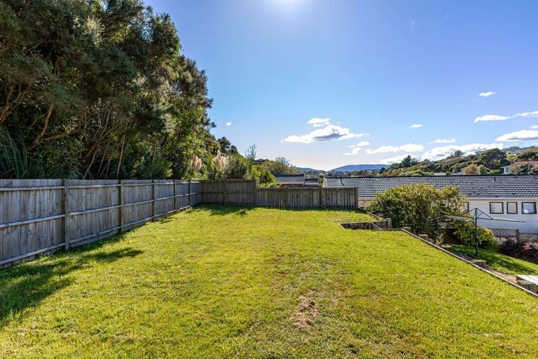 Photo of property in 58 Albatross Close, Whitby, Porirua, 5024
