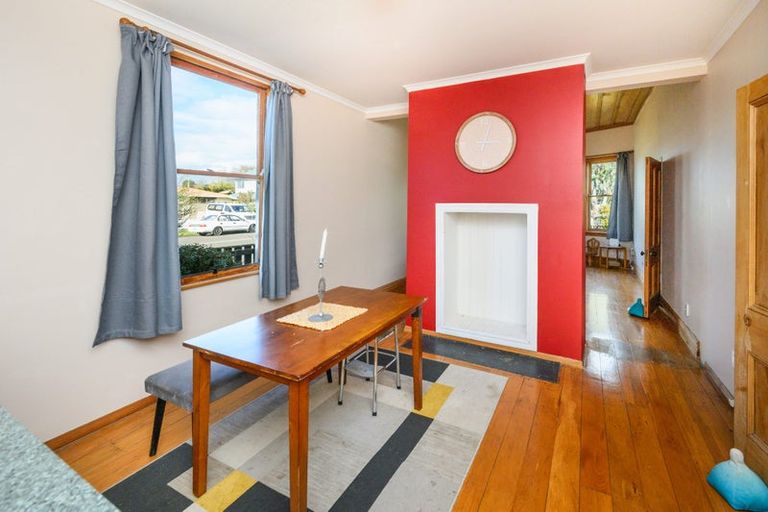 Photo of property in 17 Douglas Street, West End, Palmerston North, 4412