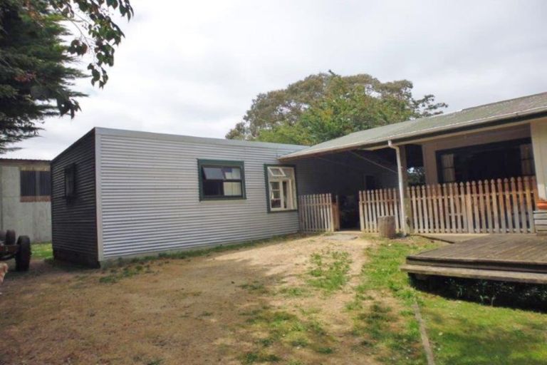 Photo of property in 18 Mclean Street, Woodville, 4920