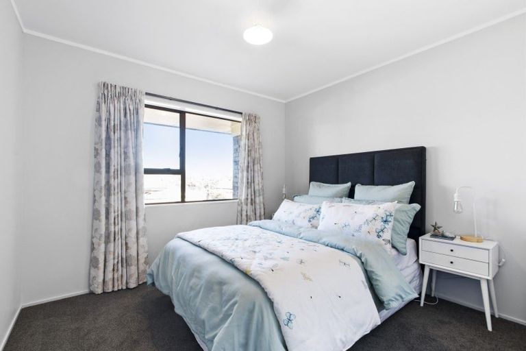 Photo of property in 2/40 Gills Avenue, Papakura, 2110