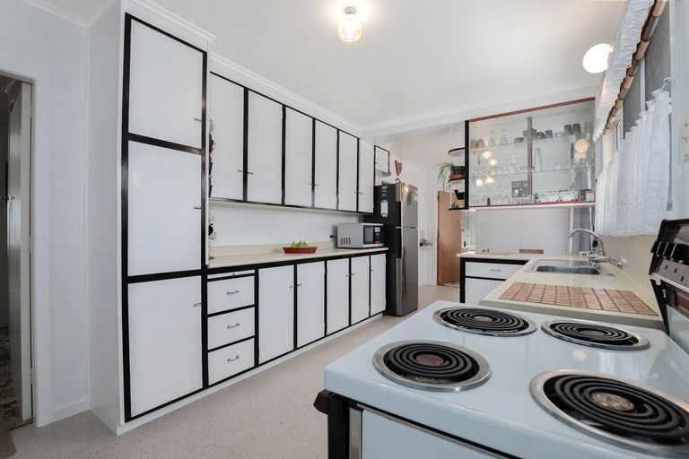 Photo of property in 11 Brick Street, Te Aroha, 3320