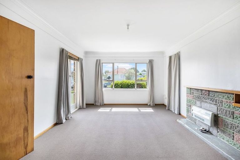 Photo of property in 6 Montgomery Avenue, Pukekohe, 2120