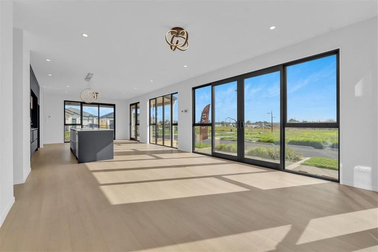 Photo of property in 21 Kiritau Road, Karaka, 2578