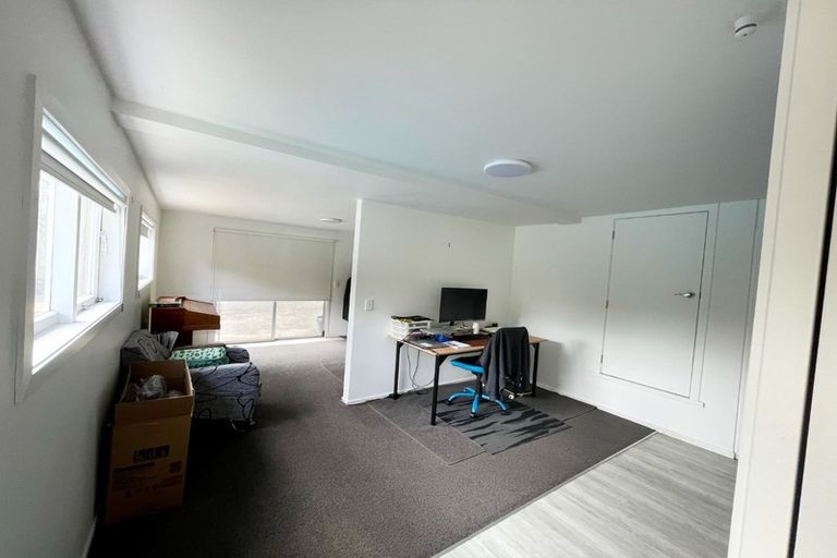 Photo of property in 2/2 Pine Terrace, Howick, Auckland, 2014