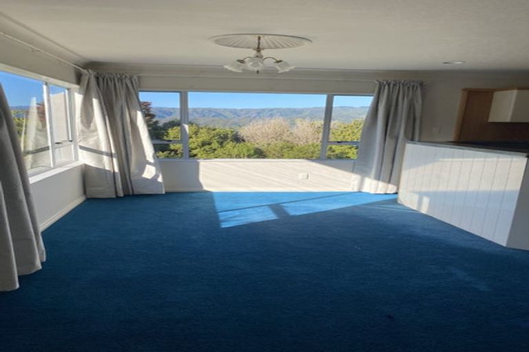 Photo of property in 30 Mossburn Grove, Kelson, Lower Hutt, 5010