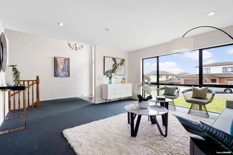 Photo of property in 69 Kirikiri Drive, Papakura, 2110