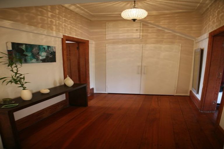 Photo of property in 1/20 Lavaud Street, Berhampore, Wellington, 6023