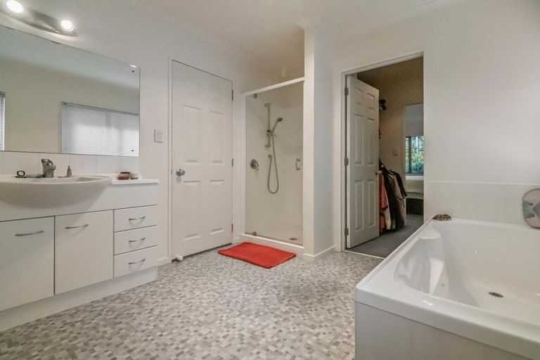 Photo of property in 14 Governor Grey Road, Snells Beach, 0920