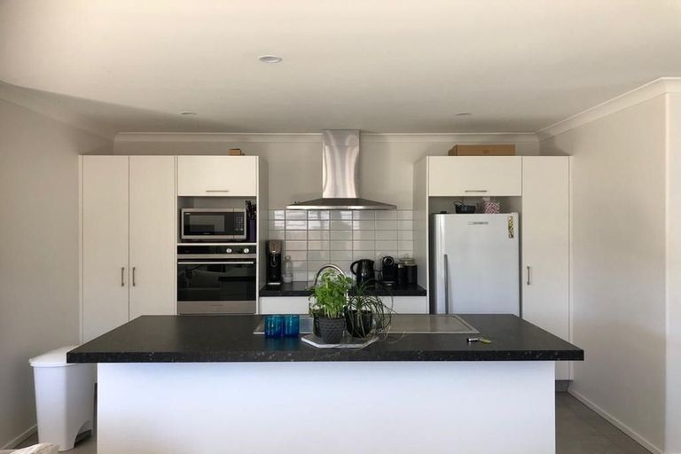 Photo of property in 12 Henry Lane, Patumahoe, Pukekohe, 2679