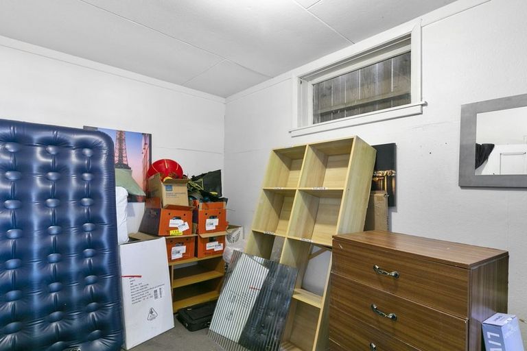 Photo of property in 60 Roxburgh Street, Mount Victoria, Wellington, 6011