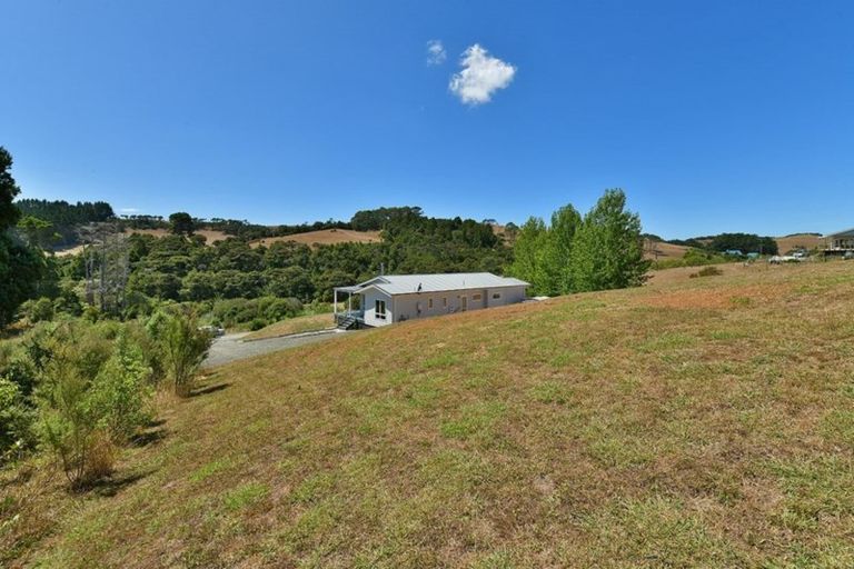 Photo of property in 33 Cory Road, Kaukapakapa, 0873