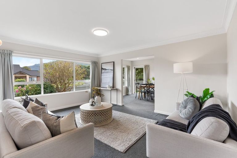 Photo of property in 2a Sylvan Avenue, Waikanae, 5036