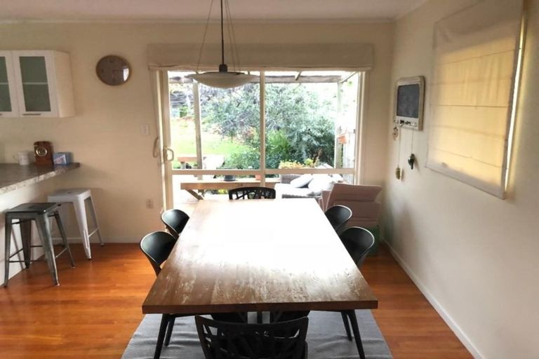 Photo of property in 21 St Ives Terrace, Mairangi Bay, Auckland, 0630