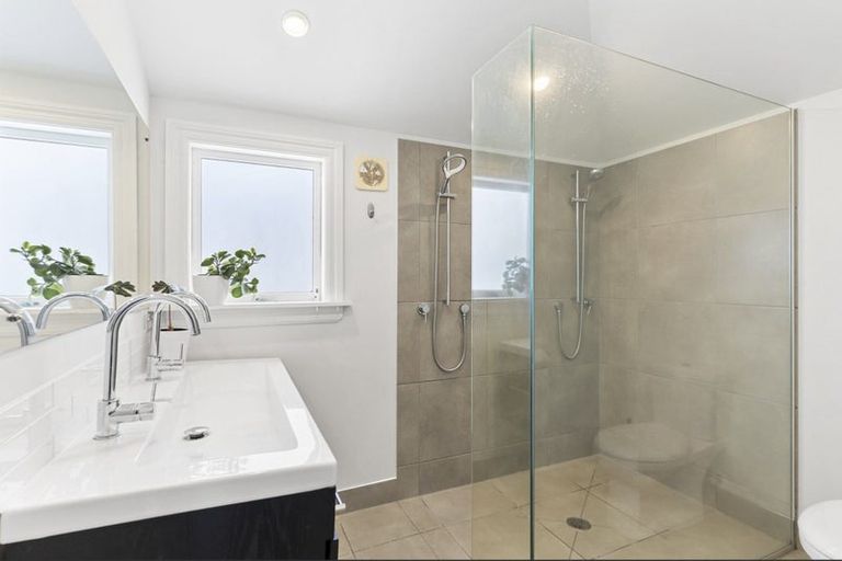 Photo of property in 14 Gunson Street, Freemans Bay, Auckland, 1011