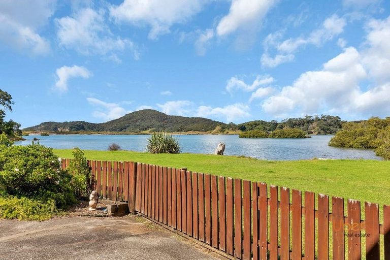 Photo of property in 1880 Ngunguru Road, Ngunguru, Whangarei, 0173