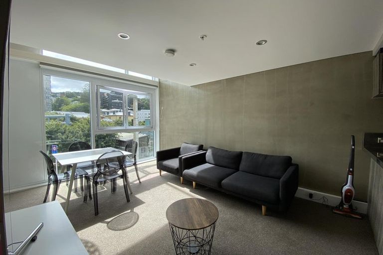 Photo of property in Canvas Apartments, 11/307 Willis Street, Te Aro, Wellington, 6011