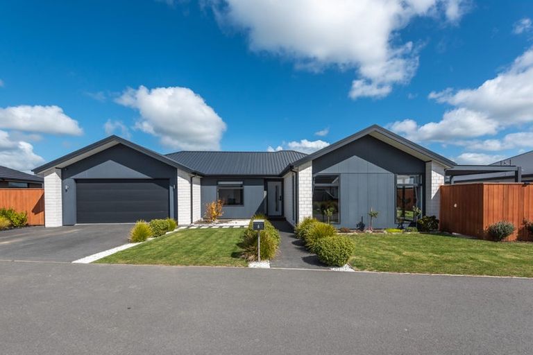 Photo of property in 6 Ayrshire Lane, Halswell, Christchurch, 8025