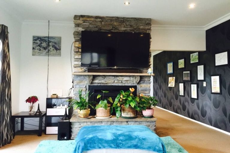 Photo of property in 14 Michael Bosher Way, Flat Bush, Auckland, 2019