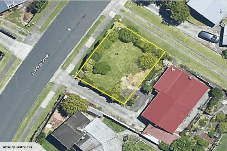 Photo of property in 16 Jonathon Street, Brookfield, Tauranga, 3110