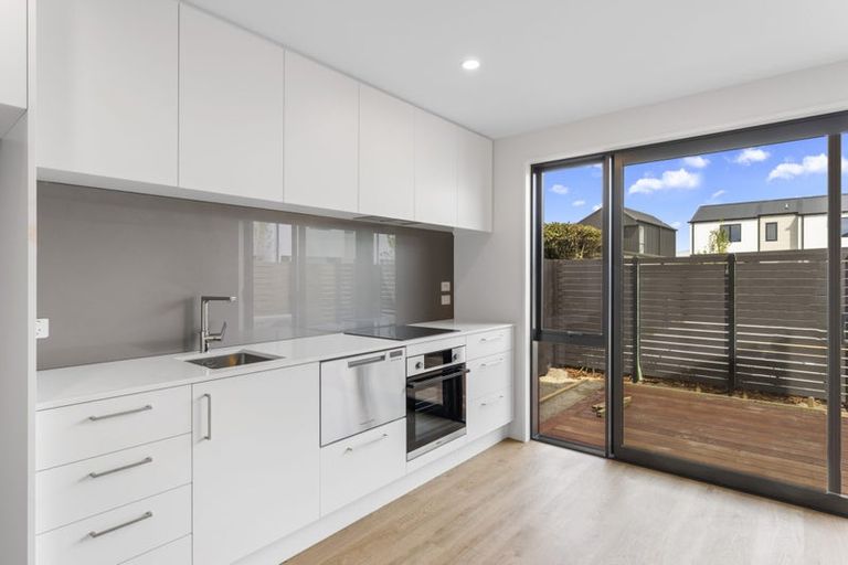 Photo of property in 1/55 Marshland Road, Shirley, Christchurch, 8061