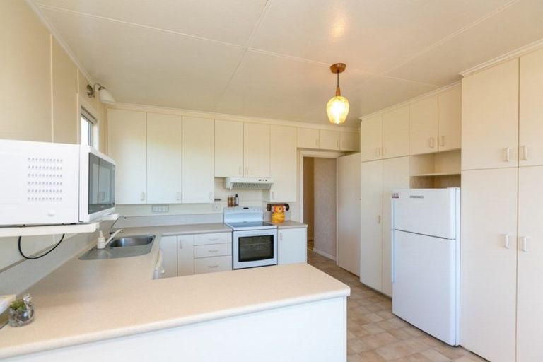 Photo of property in 13 Watene Crescent, Waitara, 4320