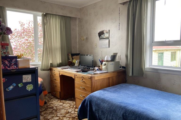 Photo of property in 32 Watene Crescent, Waitara, 4320