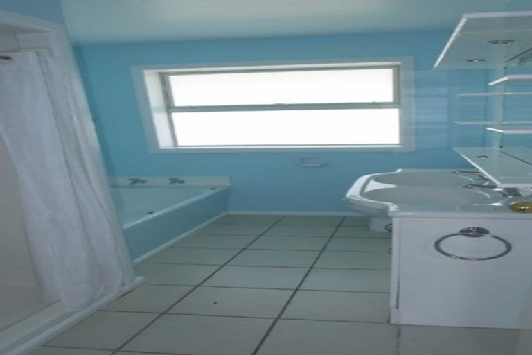 Photo of property in 2/224 Ilam Road, Ilam, Christchurch, 8041