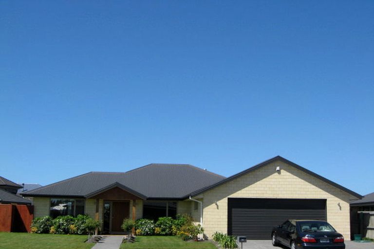 Photo of property in 66 Coolspring Way, Redwood, Christchurch, 8051