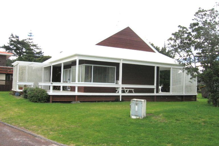 Photo of property in 13 Mcliver Place, Pauanui, Hikuai, 3579