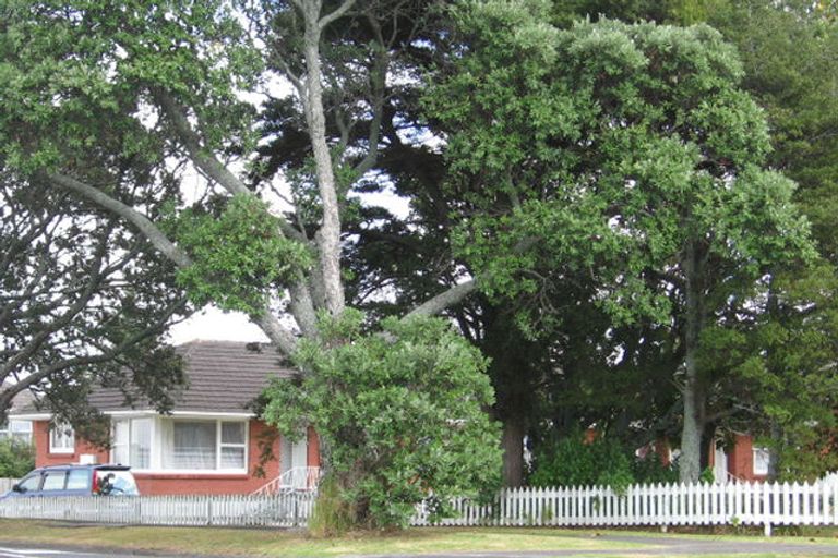 Photo of property in 1112/110 East Coast Road, Forrest Hill, Auckland, 0620