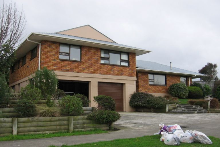 Photo of property in 55 Rhodes Drive, Kelvin Grove, Palmerston North, 4414